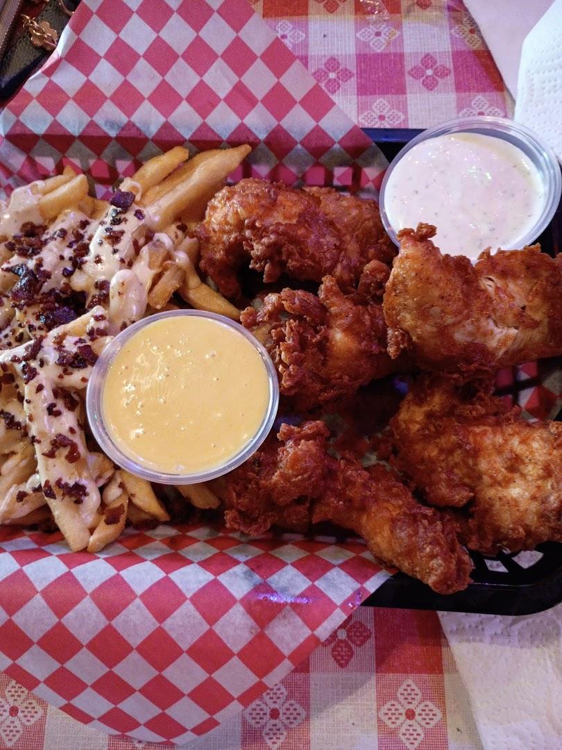 Traditions Sports Deli